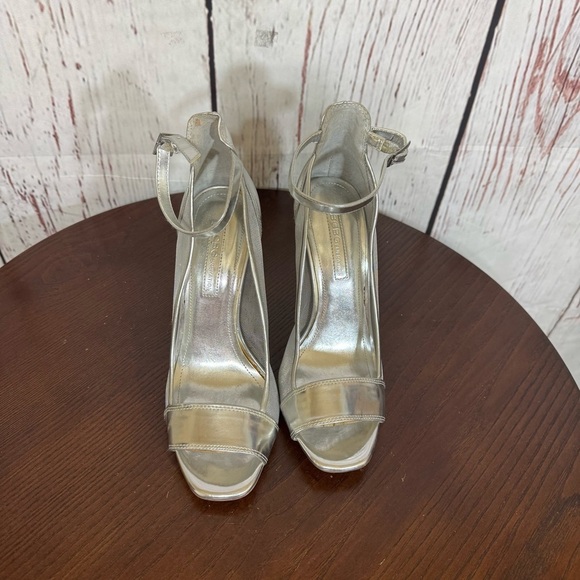 BCBGeneration Metallic Silver Open Toe Ankle Strapped Mesh side High Heels 7 GUC - Picture 15 of 16